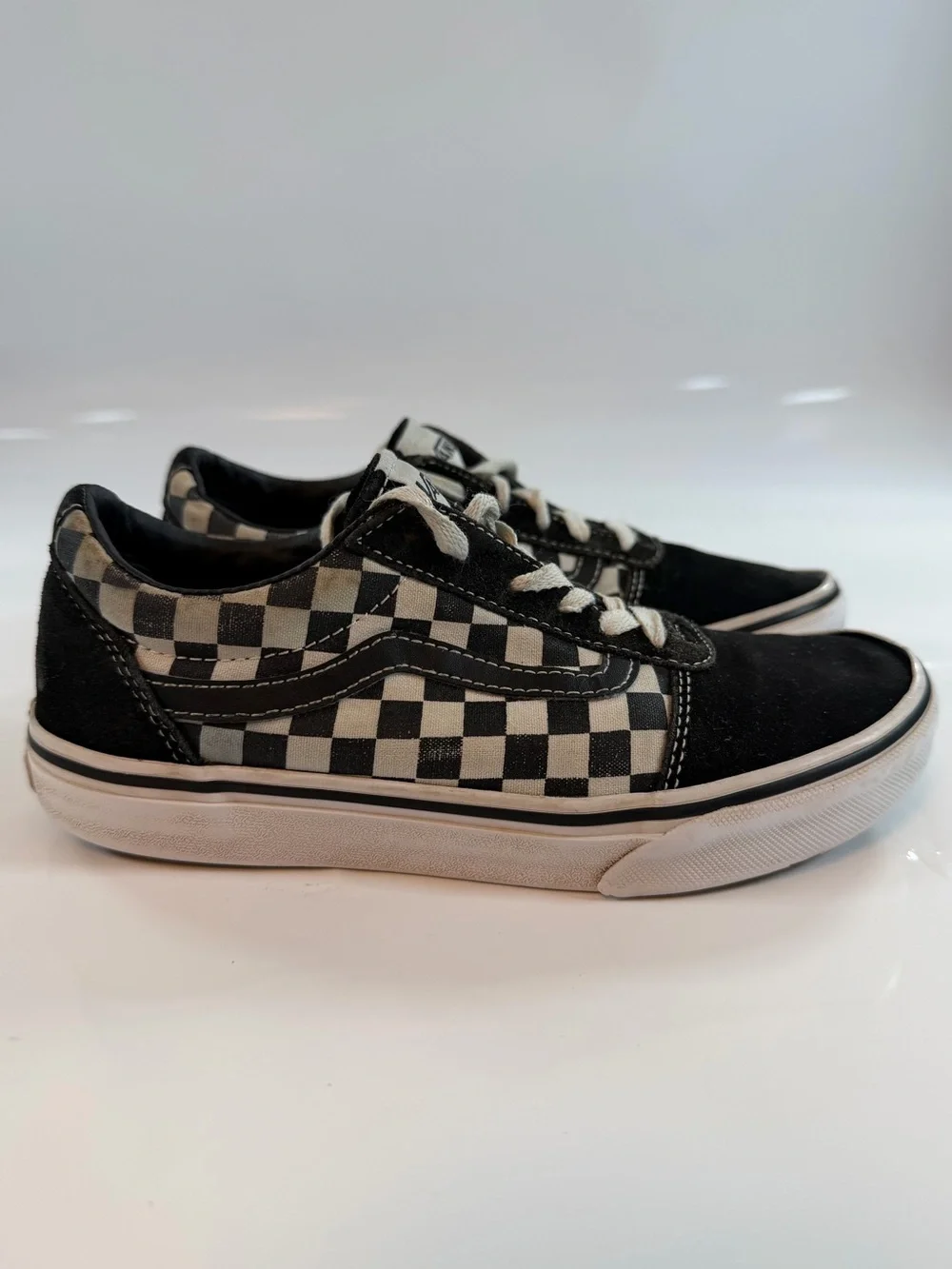 Vans Old Skool Checkerboard Sneakers Kids Size 4.0‎